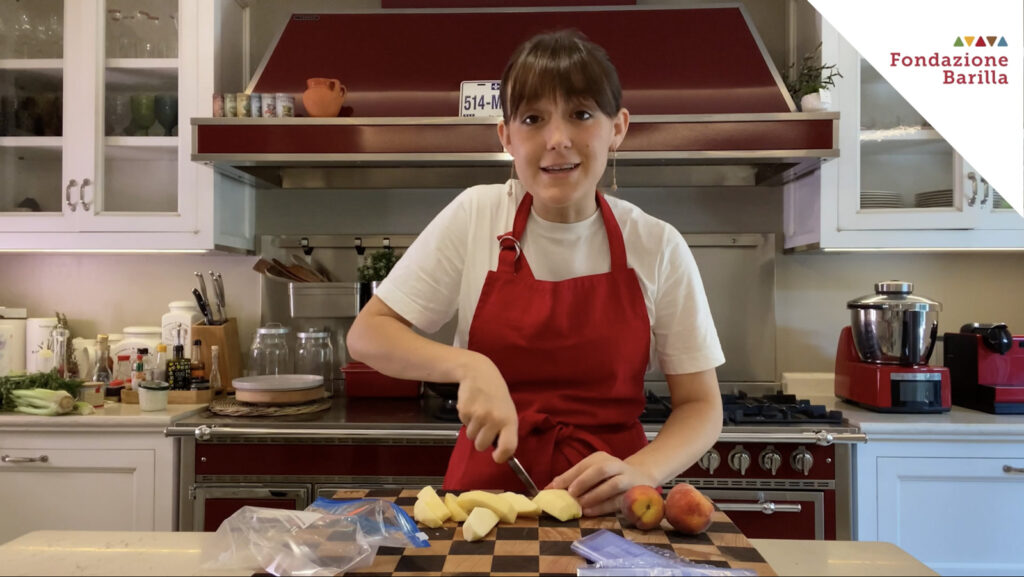 Cooker Girl – Torta leggera con frutta di stagione